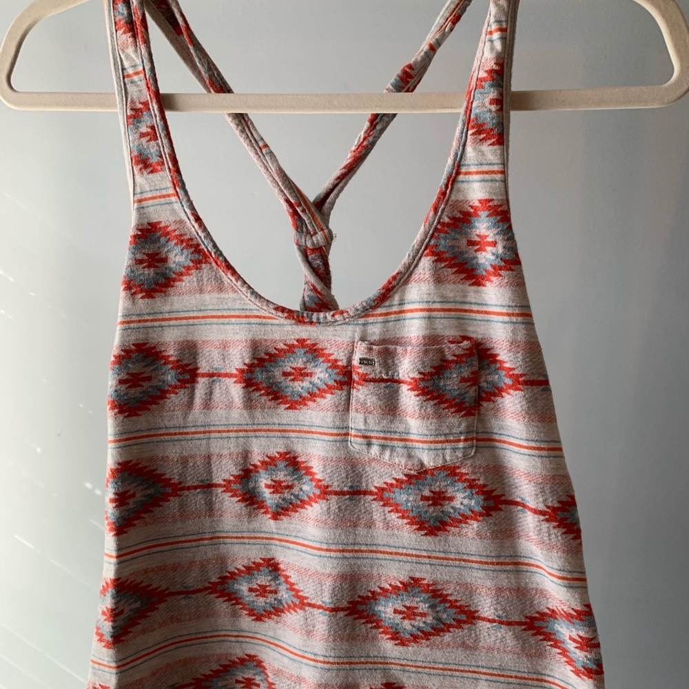 Obey tank.